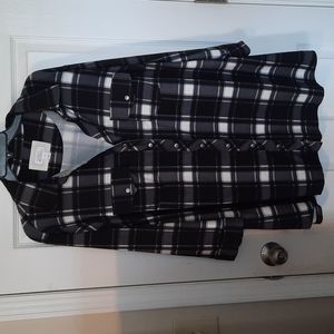 NWOT Market & Spruce button up plaid top